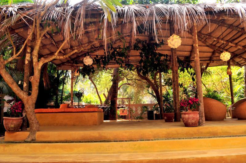 The Clematis Hotell Candolim Eksteriør bilde